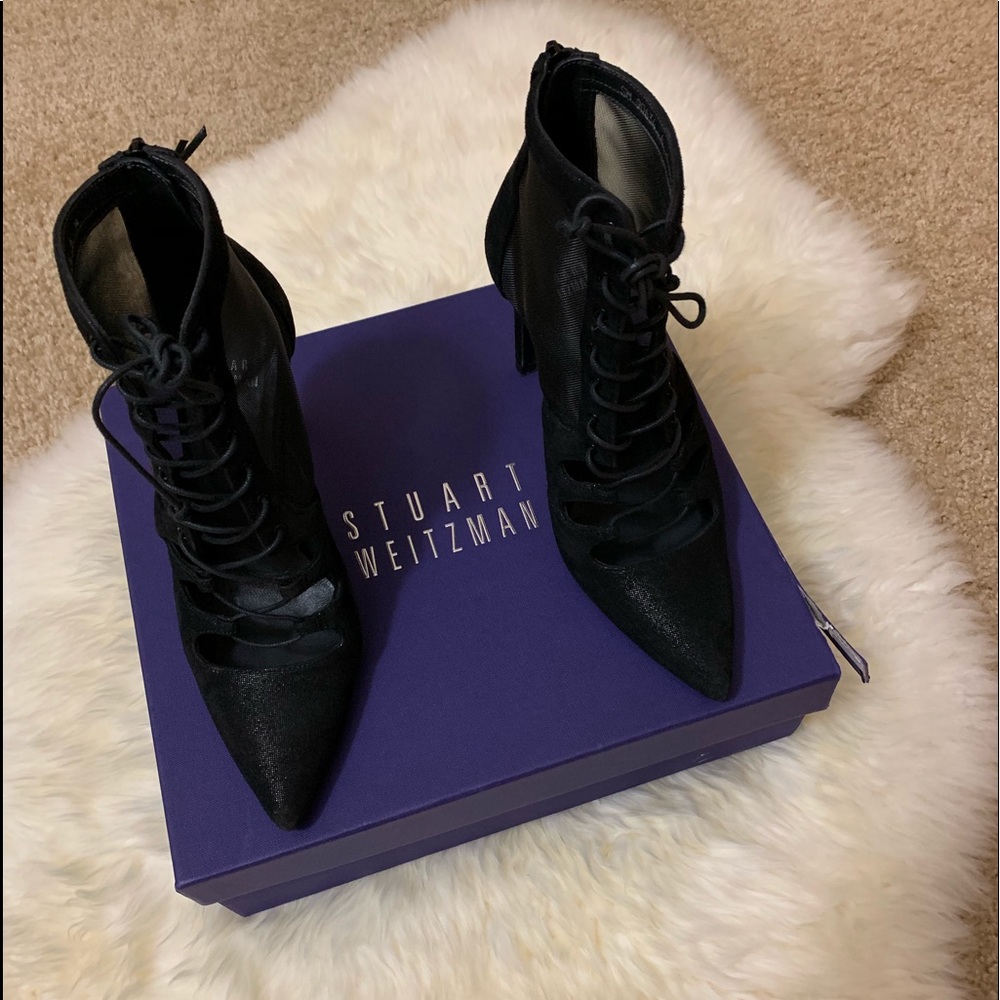 STUART WEITZMAN Women's Dramaqueen Black Cipria 6M
